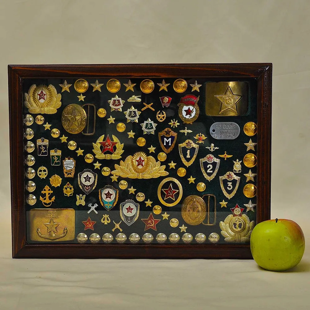 Настенное Панно - Картина «Элементы формы и Знаки отличия ВС СССР», Россия вторая половина ХХ в.