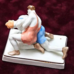 Авторская Коллекционная Фарфоровая Статуэтка «Борцы», ДФЗ Дулево СССР -1959 год. 