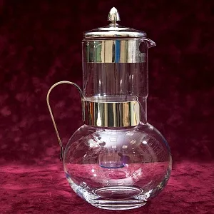 Винтажный Стеклянный Графин - Кувшин - Декантер с Колбой для льда. Англия, на 2.2 литра.