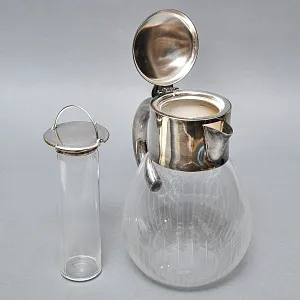 Винтажный Стеклянный Графин - Кувшин на 3.3 литра с Колбой для льда, Silverplated Германия.