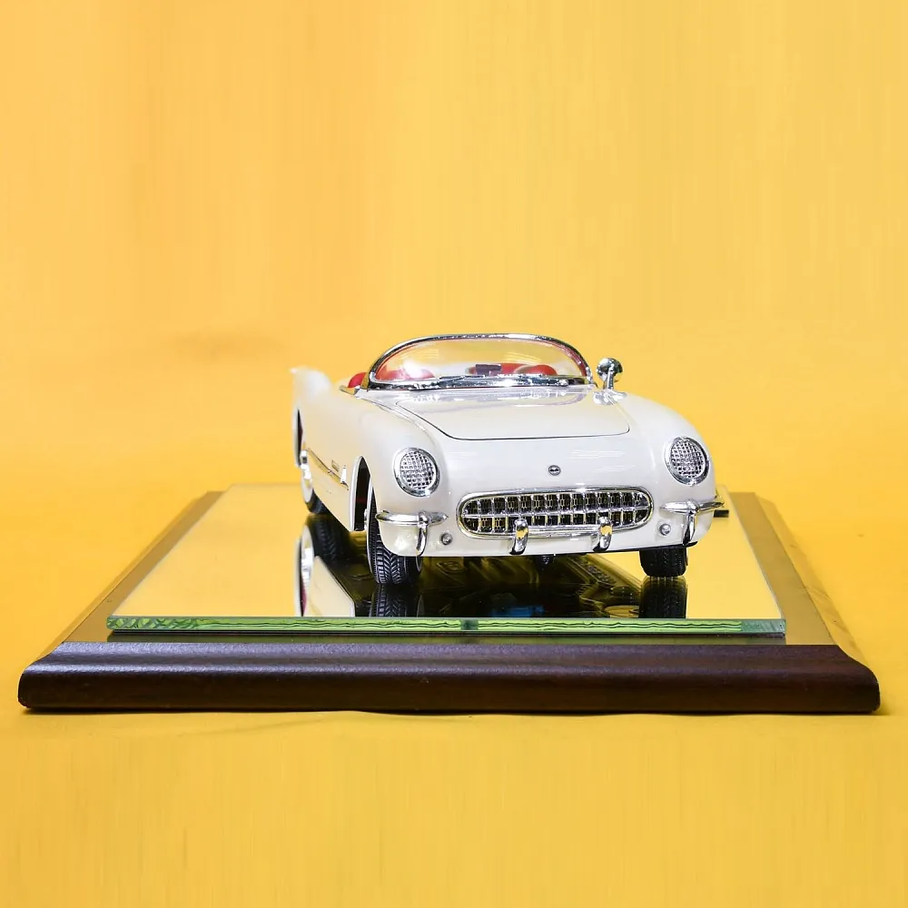 Коллекционная Металлическая Модель «Автомобиль - Carvette 1953 » Германия.