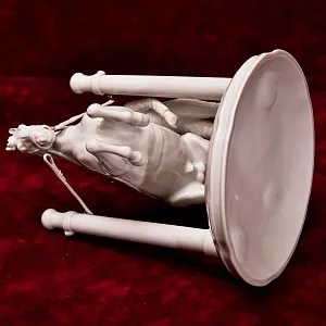 Редкая! Фарфоровая статуэтка «ТРЕНИРОВКА», Wiener Porzellanmanufaktur Augarten, Австрия, середина ХХ века.