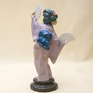Коллекционная Фарфоровая статуэтка «Гейша с веерами» Н - 29 см. Lladro, Испания - 1978 год.