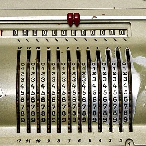 Редкость! Механический Калькулятор - Арифмометр - Счётная Машинка «BRUNSVIGA», Германия -1934 год.