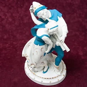 Большая Антикварная Фарфоровая Статуэтка «СЕЛЬСКИЙ ТАНЕЦ», HERTWIG Германия -1914 год.