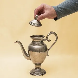 Классический Металлический Кофейник - Чайник на 0,5 литра. SHEFFIELD Англия, 50-е годы ХХ века.