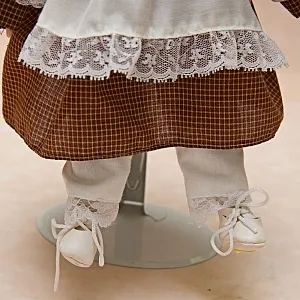 Коллекционная фарфоровая кукла №7  Н - 31 см.