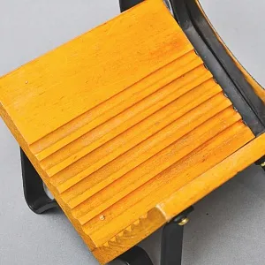 Винтажная Ручная Механическая Хлеборезка - Слайсер - Нож, RAADVAD Дания, середина ХХ века.