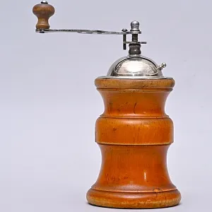 Редкая!!! Коллекционная Ручная Механическая Кофемолка - Мельница, Германия середина ХХ века.