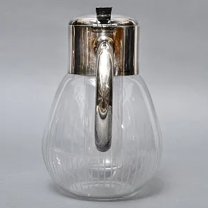 Винтажный Стеклянный Графин - Кувшин на 3.3 литра с Колбой для льда, Silverplated Германия.