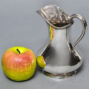 Металлический Кувшинчик - Молочник - Сливочник. Silverplate, Лондон Англия 50-гг.