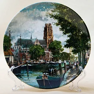 Коллекционная Тарелка «Квартал гавани в Дордрехте» Фарфор, Royal MOSA, Голландия -1990 год.