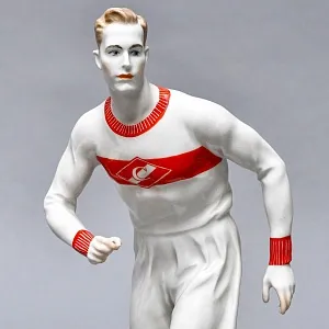 Большая Коллекционная Авторская Статуэтка «Футболист СПАРТАК», фарфор, ЛФЗ СССР -1989 год.