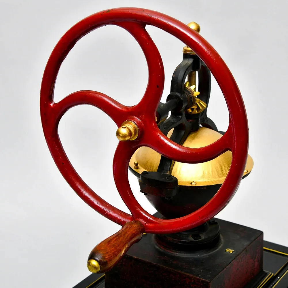 Большая Антикварная Чугунная Ручная Механическая Кофемолка ELMA, Франция начало ХХ века.