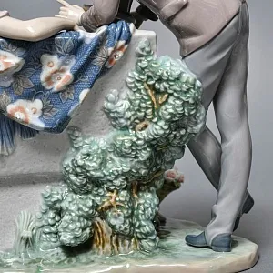 Большая Фарфоровая статуэтка «Давай поженимся или Предложение», Lladro Испания, 1987 - 1994 годы. 