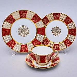 Фарфоровый Набор «Эгоист» - 4 предмета из серии «Золотая снежинка», Furstenberg Германия.