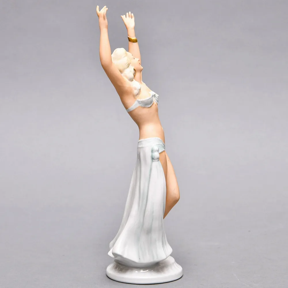 Коллекционная Фарфоровая статуэтка «Танцовщица с золотым браслетом», Schau Bach Kunst Германия.