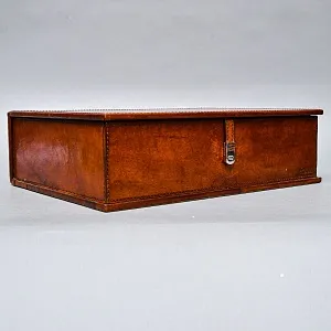 Редкость! Эксклюзивный Кабинетный Настольный Набор Четыре Предмета «БЮРО», Кожа Flamant, Бельгия.