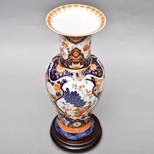 Коллекционные Парные Вазы на подставках из серии «Yokohama» H - 38 см., Фарфор KAISER, Германия.