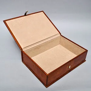 Редкость! Эксклюзивный Кабинетный Настольный Набор Четыре Предмета «БЮРО», Кожа Flamant, Бельгия.