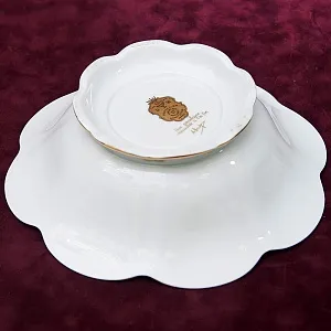 Роскошное Авторское Блюдо - Конфетница «Дама с Кавалером» DW PORZELLAN-MANUFAKTUR.