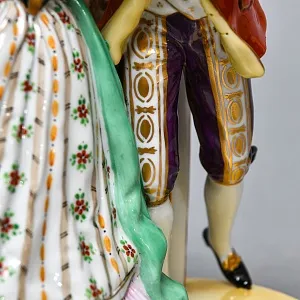 Коллекционная Фарфоровая статуэтка «Свидание за ширмой», Scheibe-Alsbach Германия, середина ХХ века. 