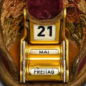 Редкость! Антикварный Перекидной Настольный Календарь, Германия начало ХХ века.