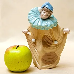 Коллекционная Фарфоровая статуэтка «Клоун - Мечты о цирке»  NAO by Lladro, Daisa, Испания -1988 год.