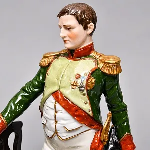 Коллекционная Фарфоровая статуэтка «Наполеон Бонапарт и Луиза Прусская» Scheibe-Alsbach Германия. 