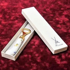 Открывалка для бутылок с фарфоровой ручкой «BLUMEN», MEISSEN / МЕЙСЕН Германия, 50-е гг.