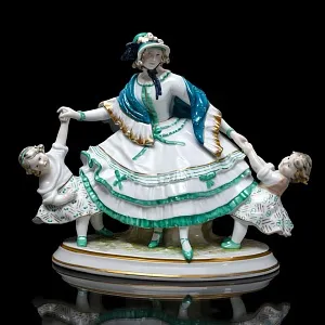 Редкость! Коллекционная Фарфоровая статуэтка «Мама и дети. На прогулке», Karl Ens Германия.