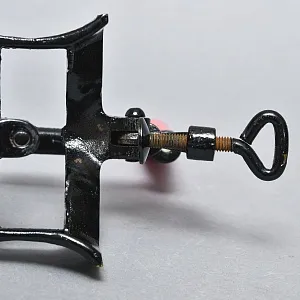 Старинная Чугунная Ручная Механическая Мельница - Кофемолка, Англия начало ХХ века.