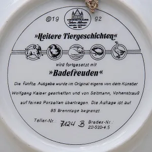 Коллекционная Тарелка «Забавное купание» Фарфор, Vohenstrauss Германия -1992 год.