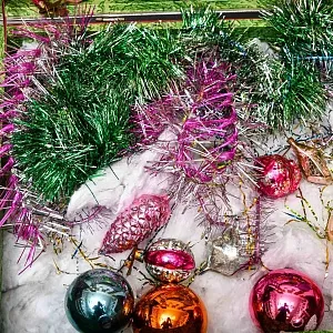 Советские Новогодние Ёлочные игрушки «Бабушкин Чемодан» - 65 штук.  СССР.