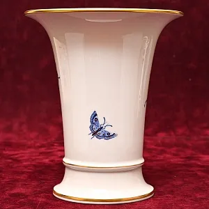 Коллекционная Ваза «Голубые Цветы», Фарфор MEISSEN Германия - 1980 год.