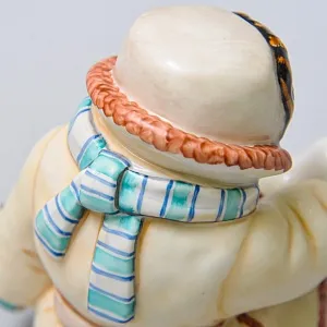 Авторская Коллекционная Фарфоровая Статуэтка «Первые Коньки», Россия.