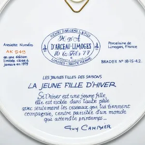 Коллекционная Фарфоровая тарелка «Девушка - Зима», Henri d'Arceau - Limoges Франция, 1979 год. 