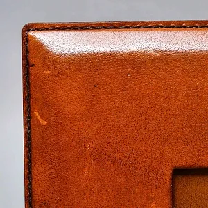 Редкость! Эксклюзивный Кабинетный Настольный Набор Четыре Предмета «БЮРО», Кожа Flamant, Бельгия.