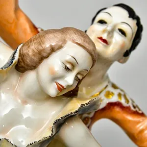 Коллекционная Фарфоровая Статуэтка «ТАНЕЦ ЛЮБВИ», Hutschenreuther Германия, 1965-1967 годы.