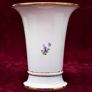 Коллекционная Фарфоровая Ваза «ТЮЛЬПАН» Н -19 см., MEISSEN Германия, первая половина ХХ века.