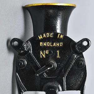 Старинная Чугунная Ручная Механическая Мельница - Кофемолка, Англия начало ХХ века.