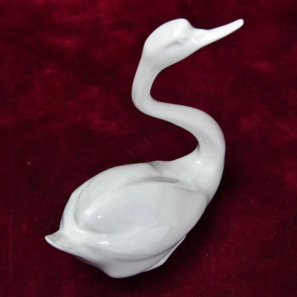 Коллекционная Фарфоровая статуэтка «Белый Лебедь», HEREND, Венгрия, 80-е годы ХХ века.