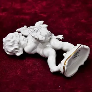 Авторская Фарфоровая Статуэтка «Путти с петухом», Hutschenreuther, Германия - 1955 год.