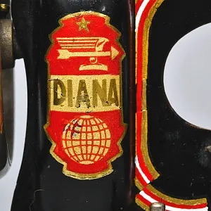 Старинная Миниатюрная Швейная Машинка «DIANA», Schürhoff & Co, Gevelsberg Германия 30 гг.