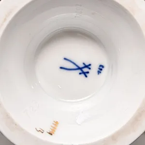 Редкость! Фарфоровый Кофейный сервиз на 6 персон - 21 предмет, Х форма MEISSEN, Германия.