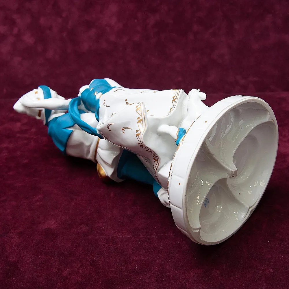 Большая Антикварная Фарфоровая Статуэтка «СЕЛЬСКИЙ ТАНЕЦ», HERTWIG Германия -1914 год.