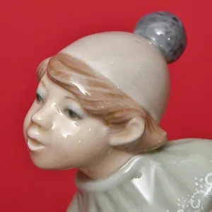 Коллекционная Фарфоровая статуэтка «Маленький клоун с аккордеоном», Lladro Испания, 1971 - 1981 годы.