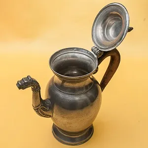 Антикварный Классический Оловянный Кофейник на 1,2 литра. Бельгия, ХIХ век.