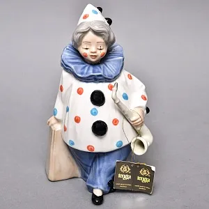 Фарфоровая статуэтка «Клоун с cаксофоном», TENGRA Испания, вторая половина ХХ века.