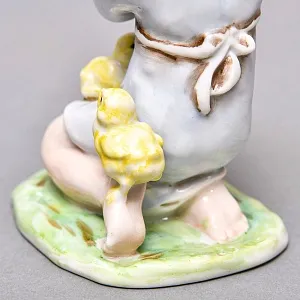 Коллекционная статуэтка «Мальчик с цыплятами», Фарфор ROSENTHAL Германия, первая половина ХХ века. 
